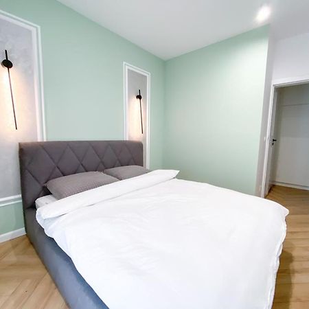 Apartament Family Zwierzyniecka Poznań Esterno foto