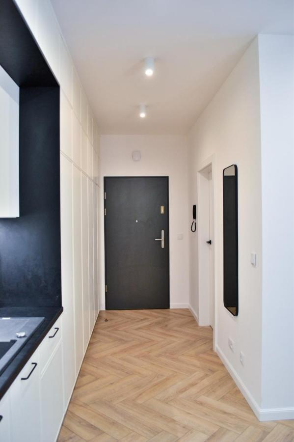 Apartament Family Zwierzyniecka Poznań Esterno foto